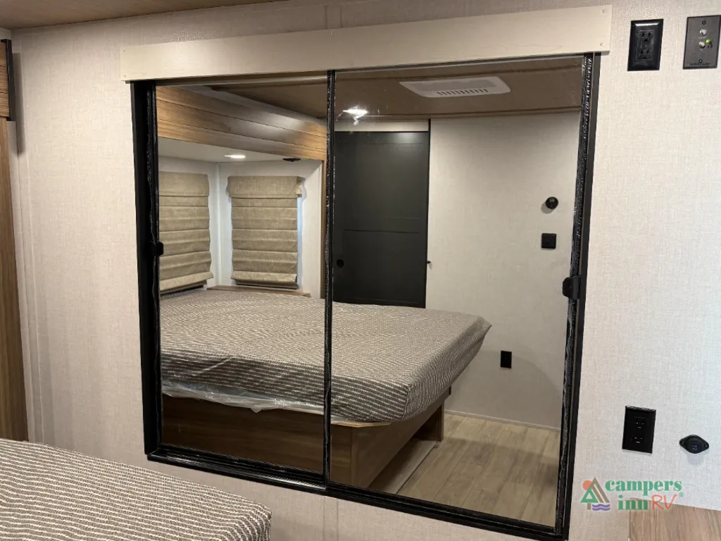 2026 Forest River Vibe 3400XL, Photos photo 6