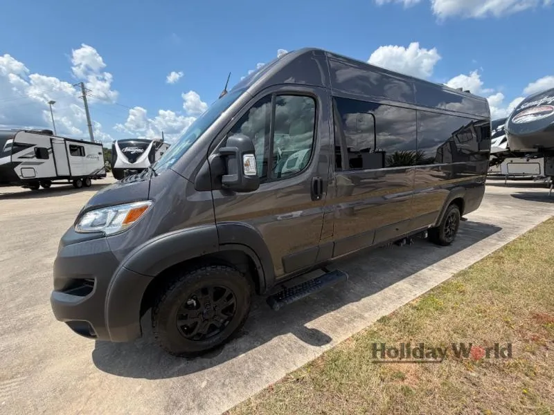 2024 Airstream Rangeline Used    RANGLINE - Photo 3