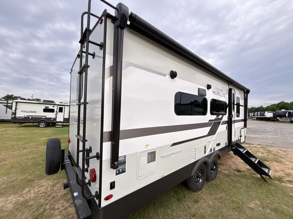 2026 Forest River Flagstaff Micro Lite 25FBT, Photos photo 3