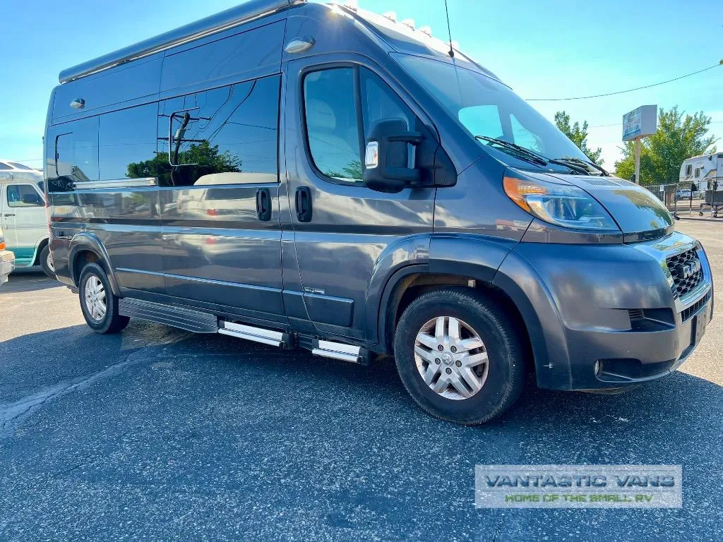 2021 Roadtrek Ram Pro Master Used    Zion SRT - Photo 4