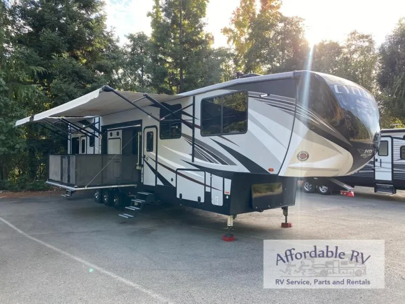 2019 Heartland Cyclone Used    4200 - Main photo