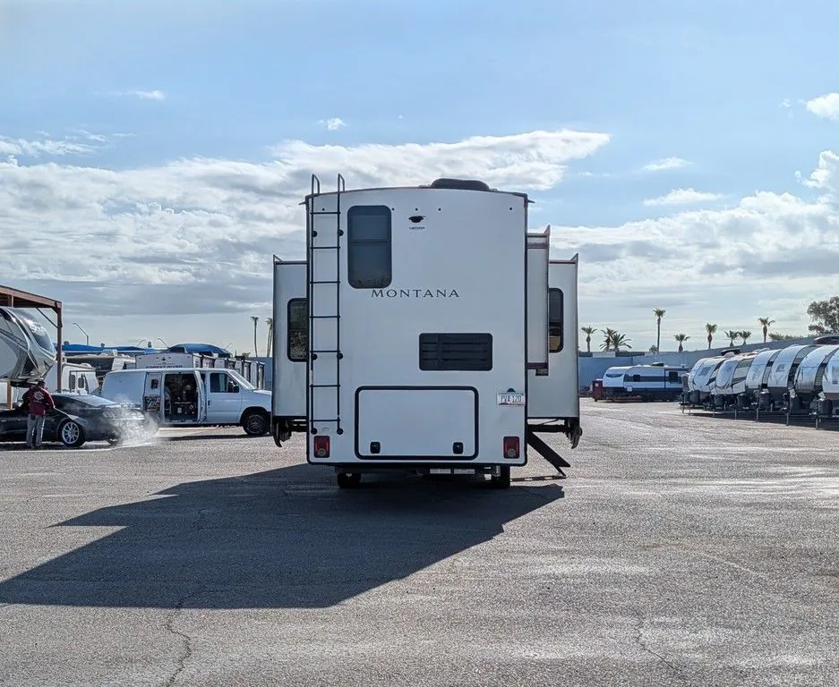 2023 Keystone Montana 3901RK, Photos photo 6