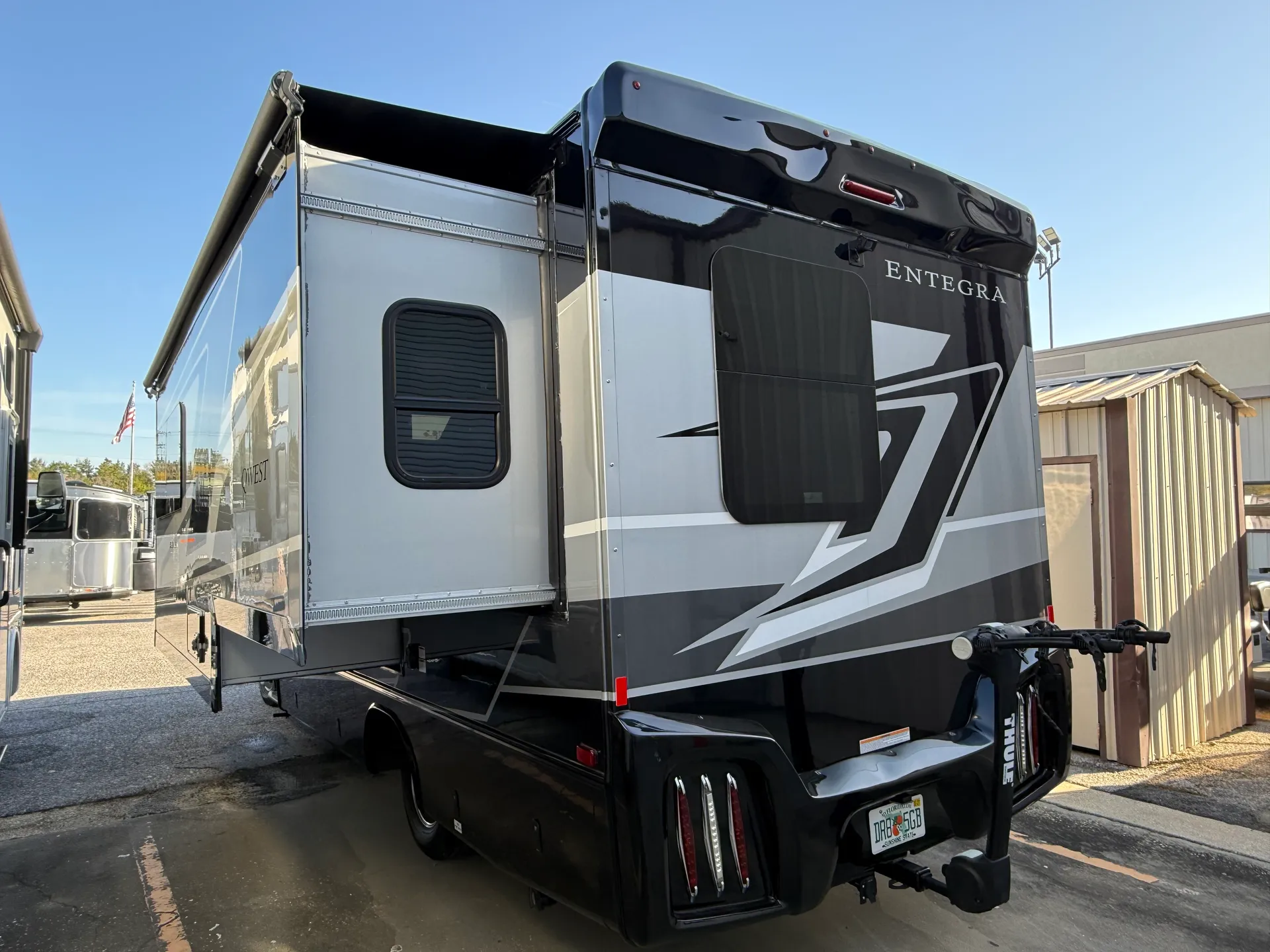 2025 Entegra Coach Qwest 24L - Photo 4