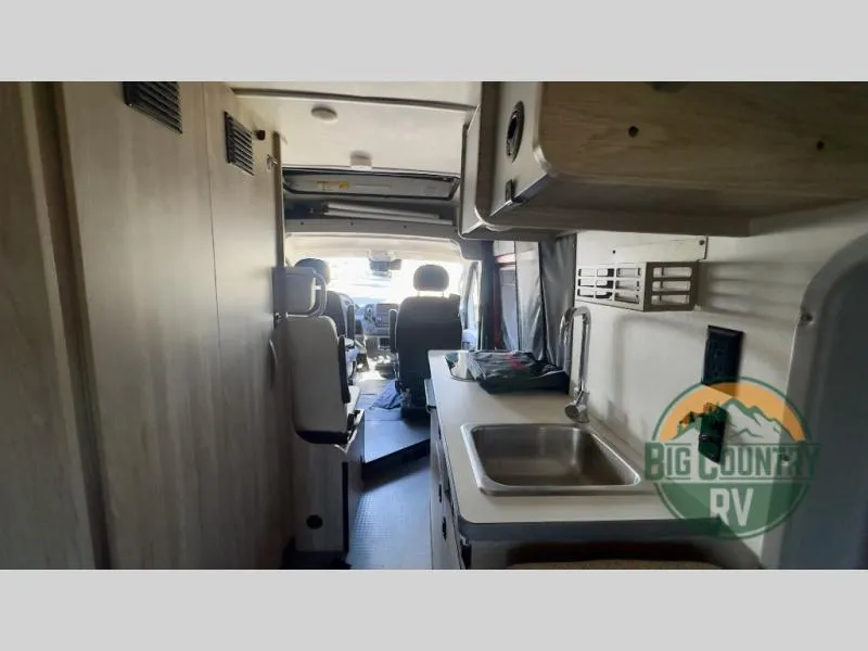 2023 Winnebago Solis 59PX - Photo 4