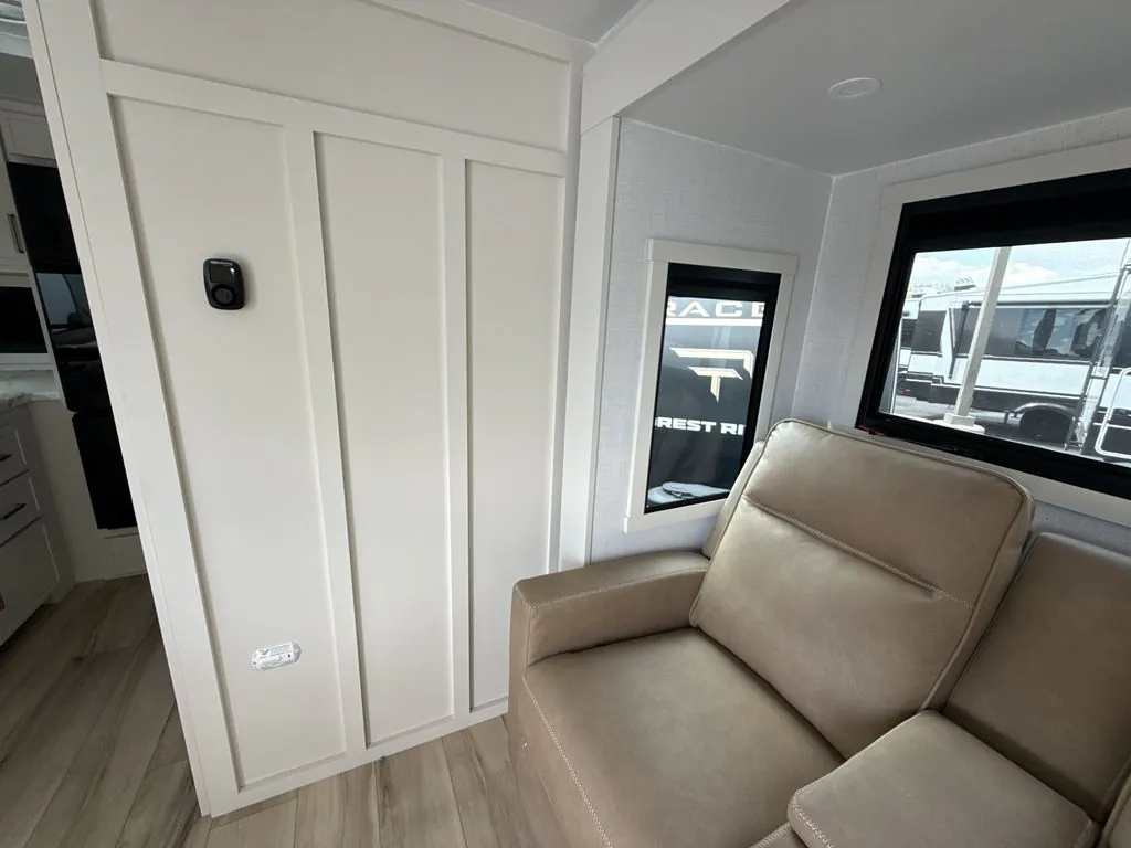 2026 Brinkley Model Ix 20X, Photos photo 31