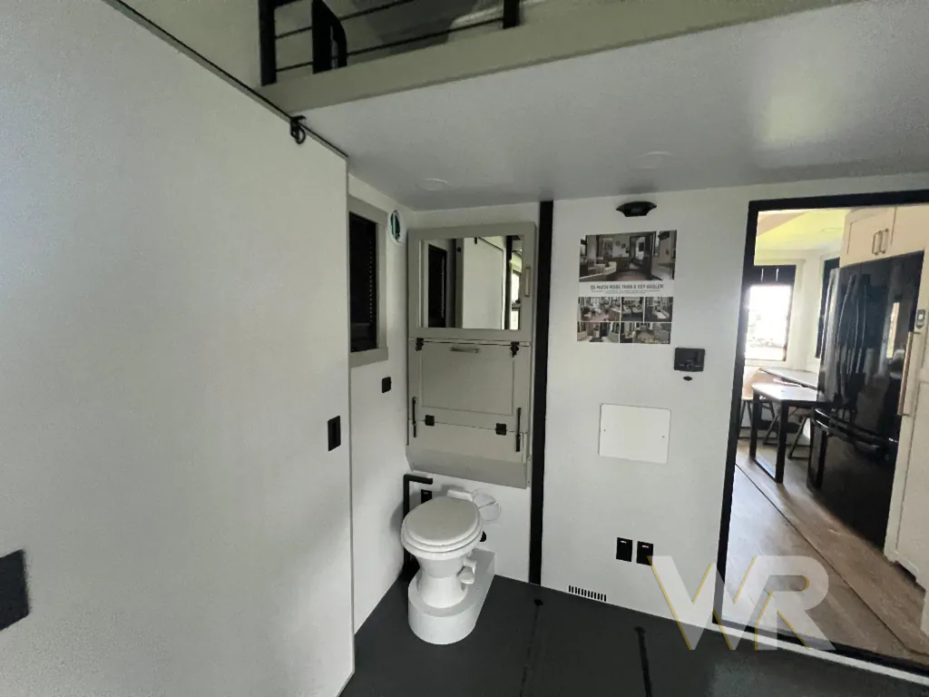 2026 Brinkley Model G 3950, Photos photo 70