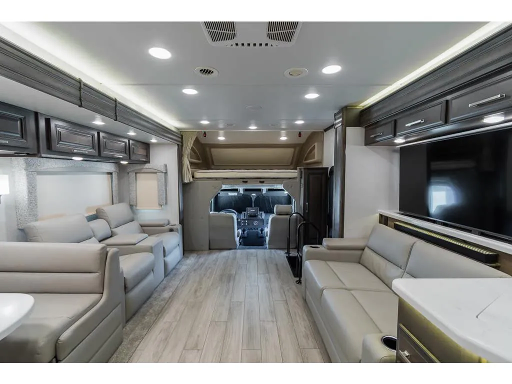 2026 Entegra Coach Accolade XL 37M - Photo 3