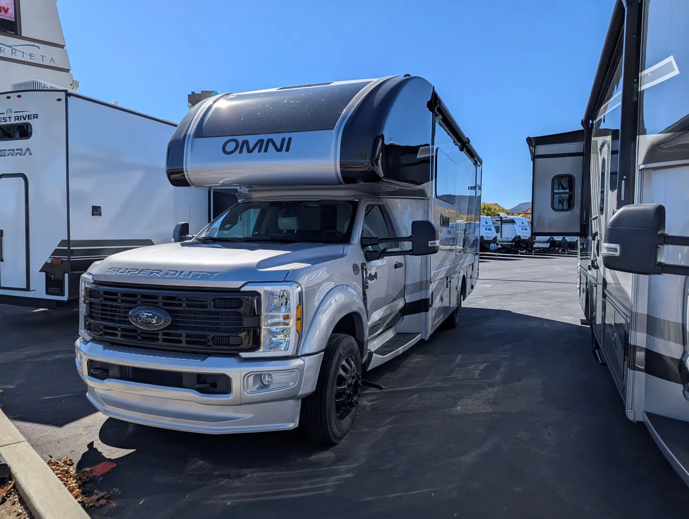 2026 Thor Motor Coach Omni Trail S29 - Photo 4