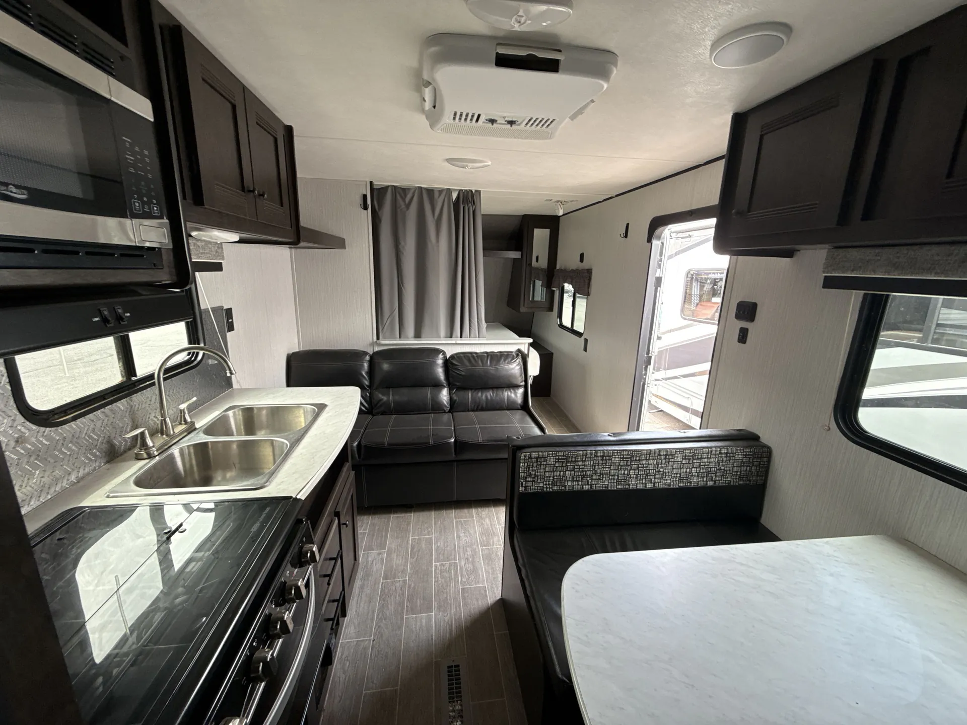 2020 Heartland Trail Runner 251BH — living area main