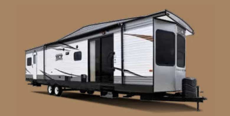 Forest River Wildwood DLX 39FDEN exterior
