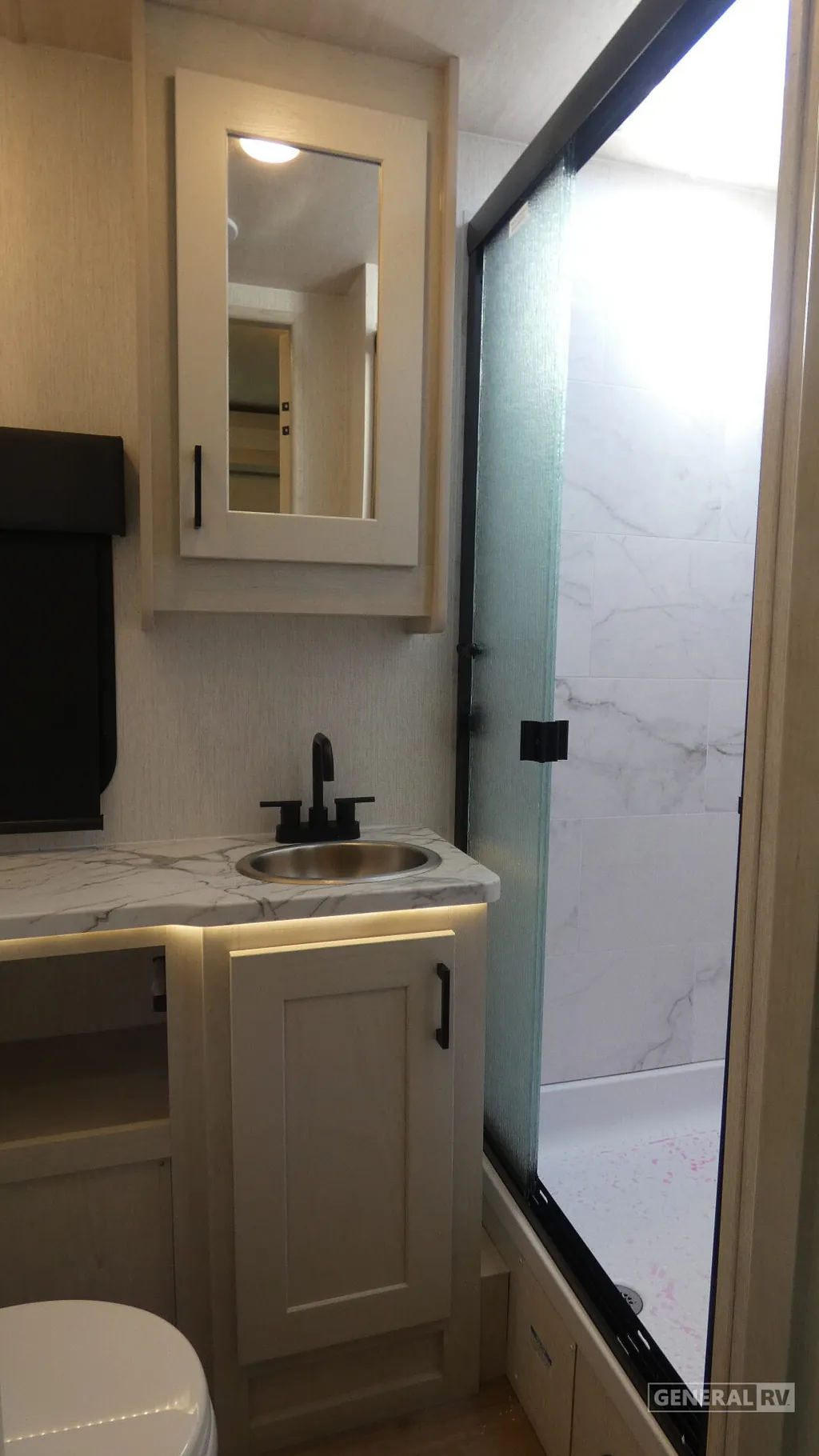 2027 Nexus Maximus 32MX, Photos photo 29