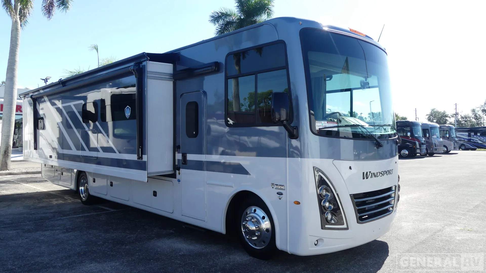 2026 Thor Motor Coach Windsport 35R - Photo 2