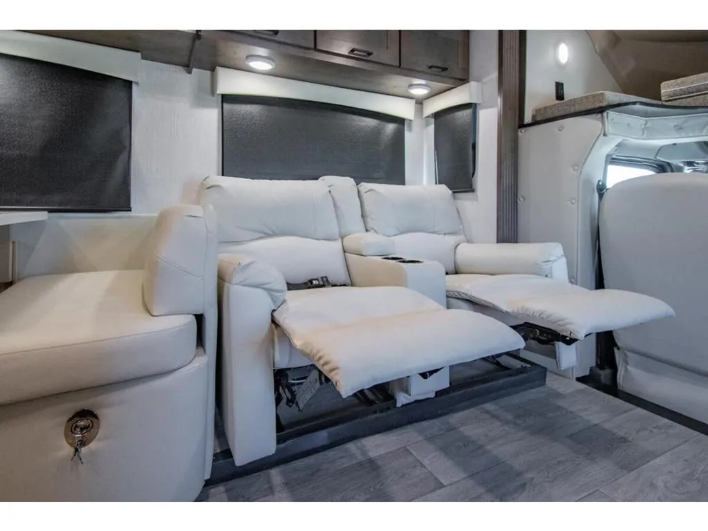 2026 Nexus Ghost 36DS, Photos photo 10