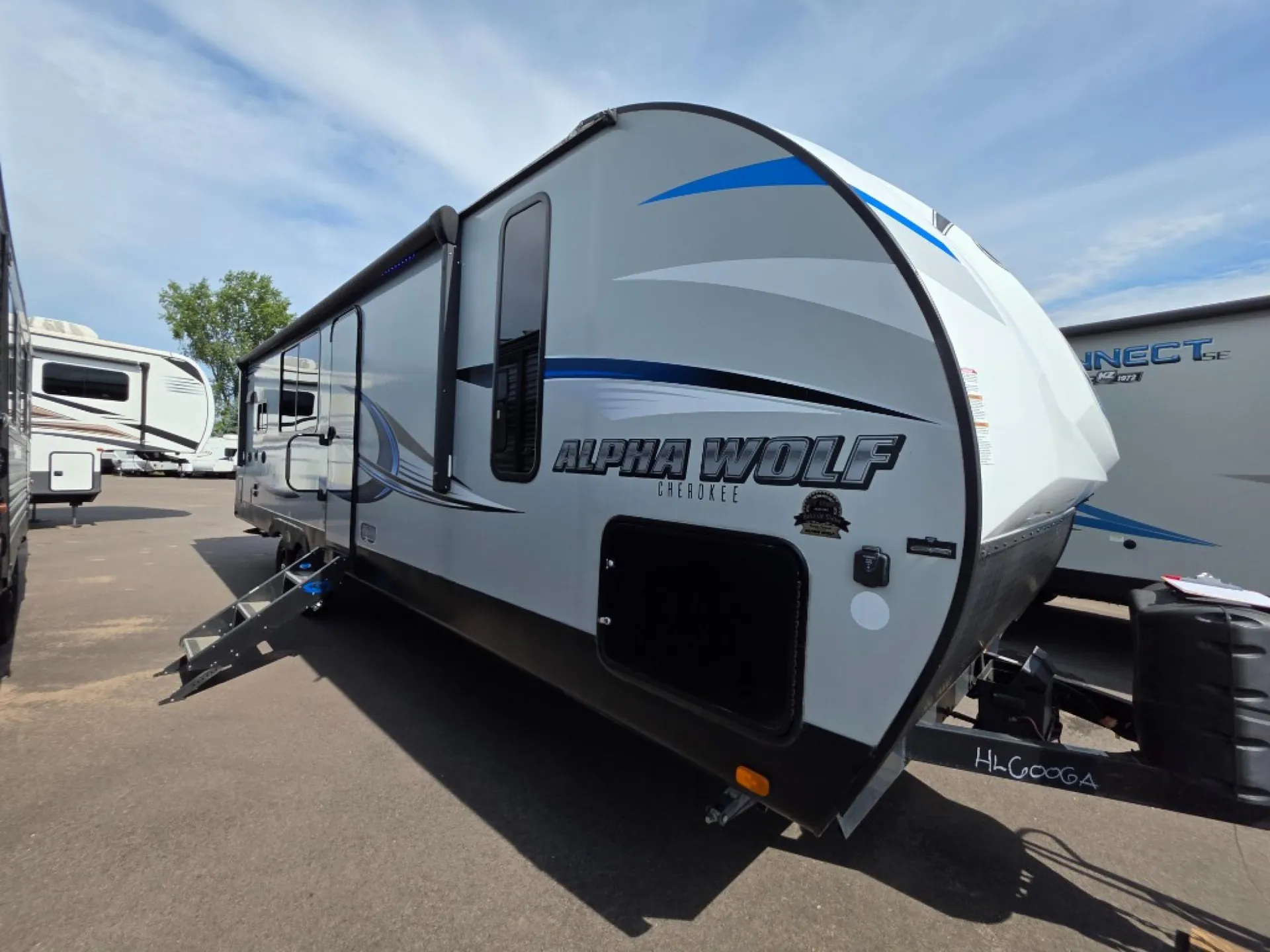 2019 Forest River Cherokee Alpha Wolf 27RK-L - Photo 3