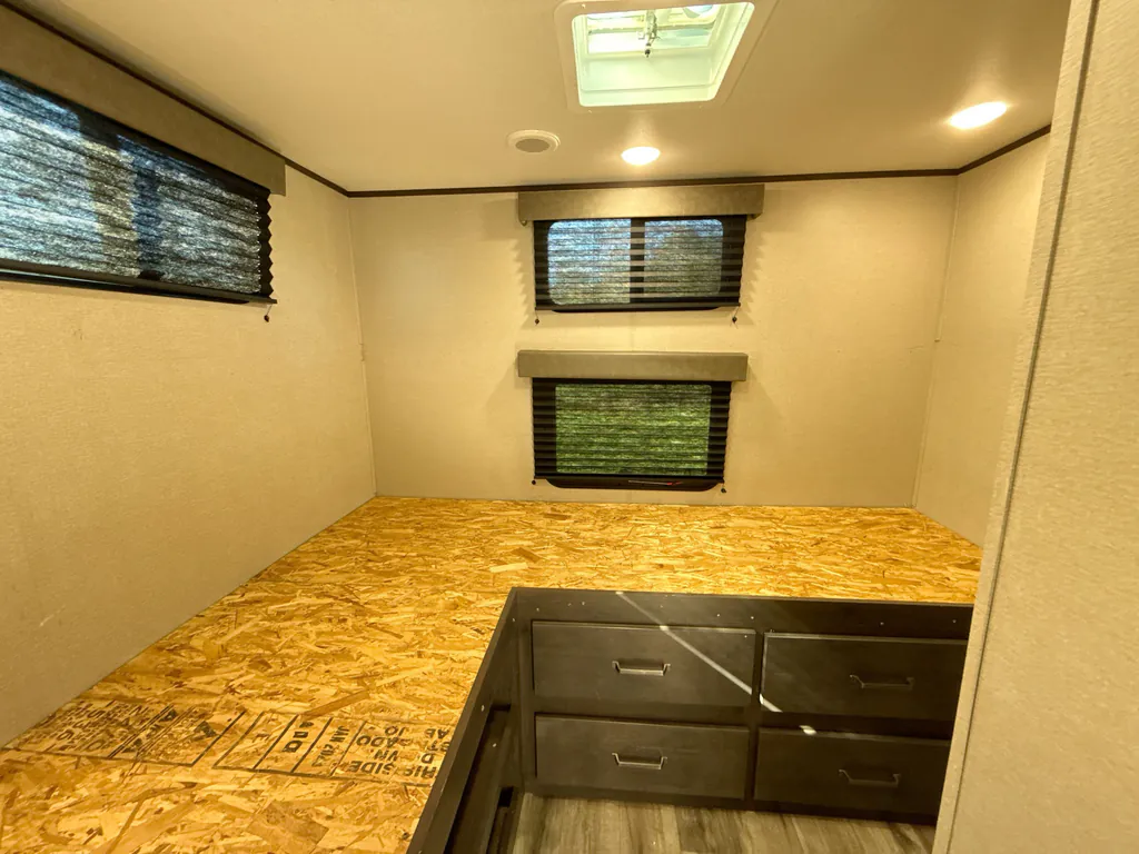 2023 Grand Design Transcend Xplor 321BH, Photos photo 23