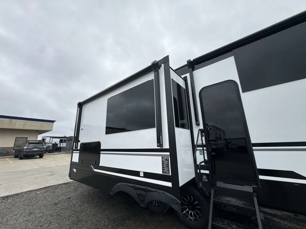 2027 Forest River Wolverine 32JF - Photo 4