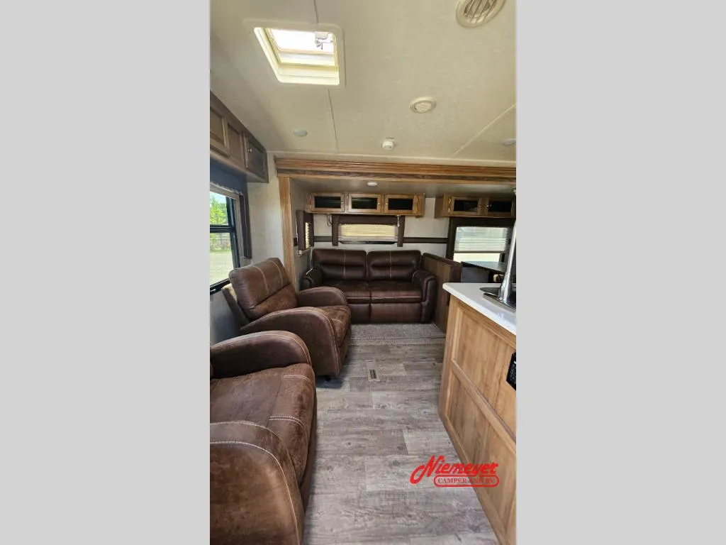 2018 Forest River RV Rockwood Ultra Lite 2604WS - Photo 3
