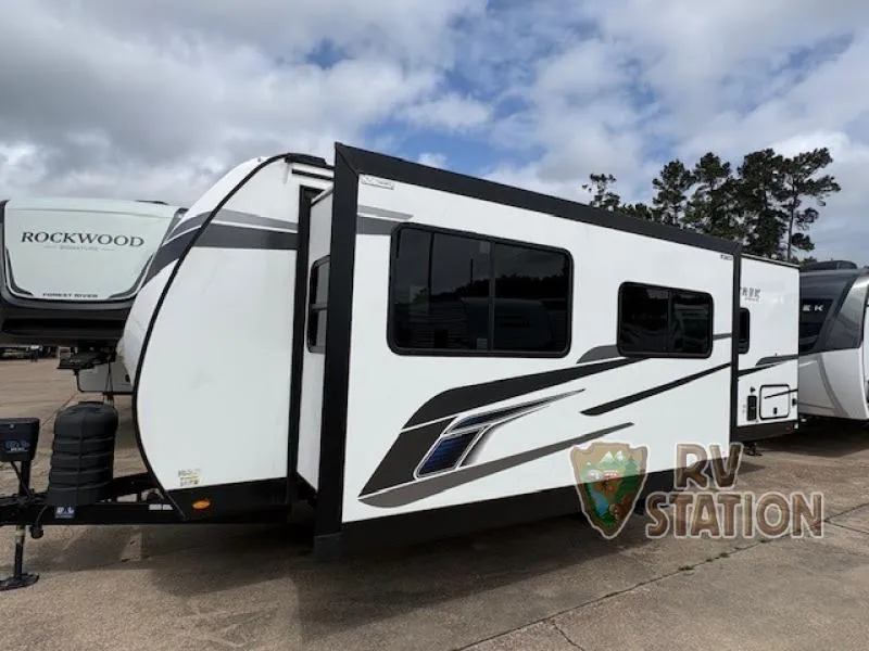 2026 Venture RV SportTrek 292VBH - Photo 2