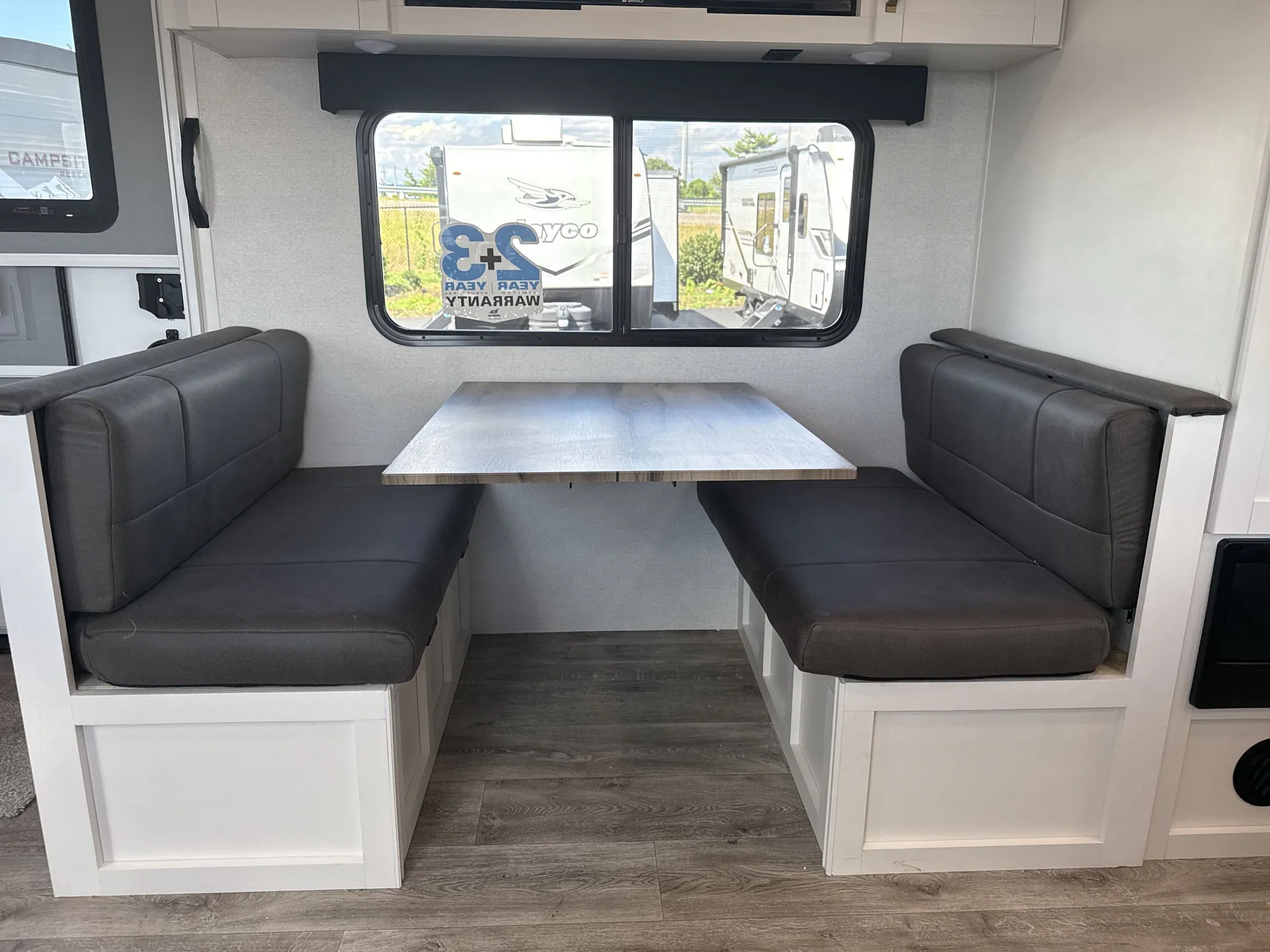 2027 Jayco Eagle 230MLCS - Photo 4