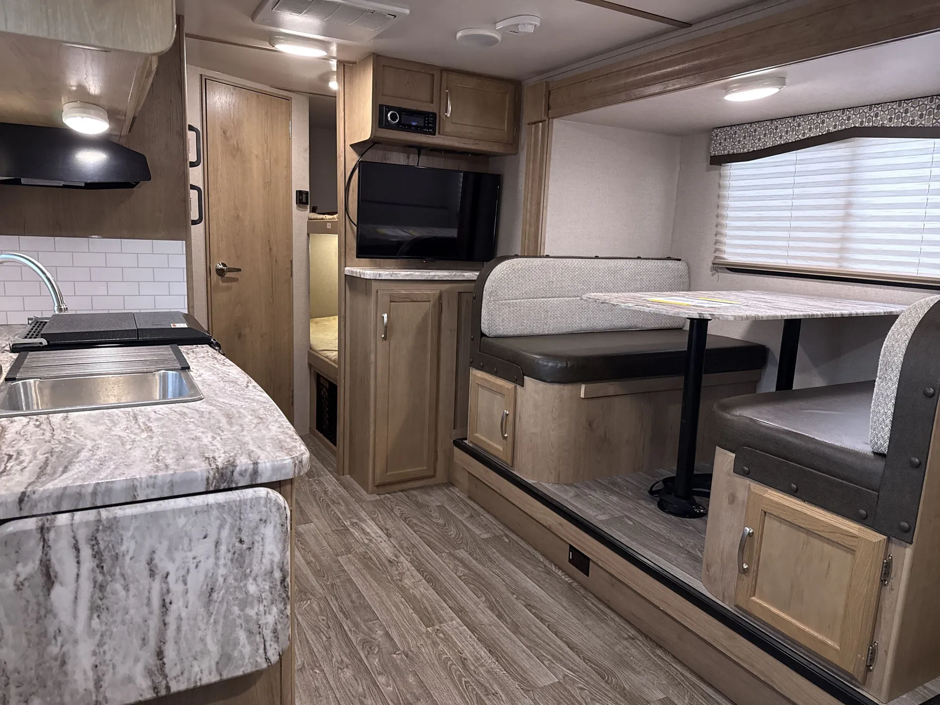 2020 Winnebago Micro Minnie 2306BHS — living area main