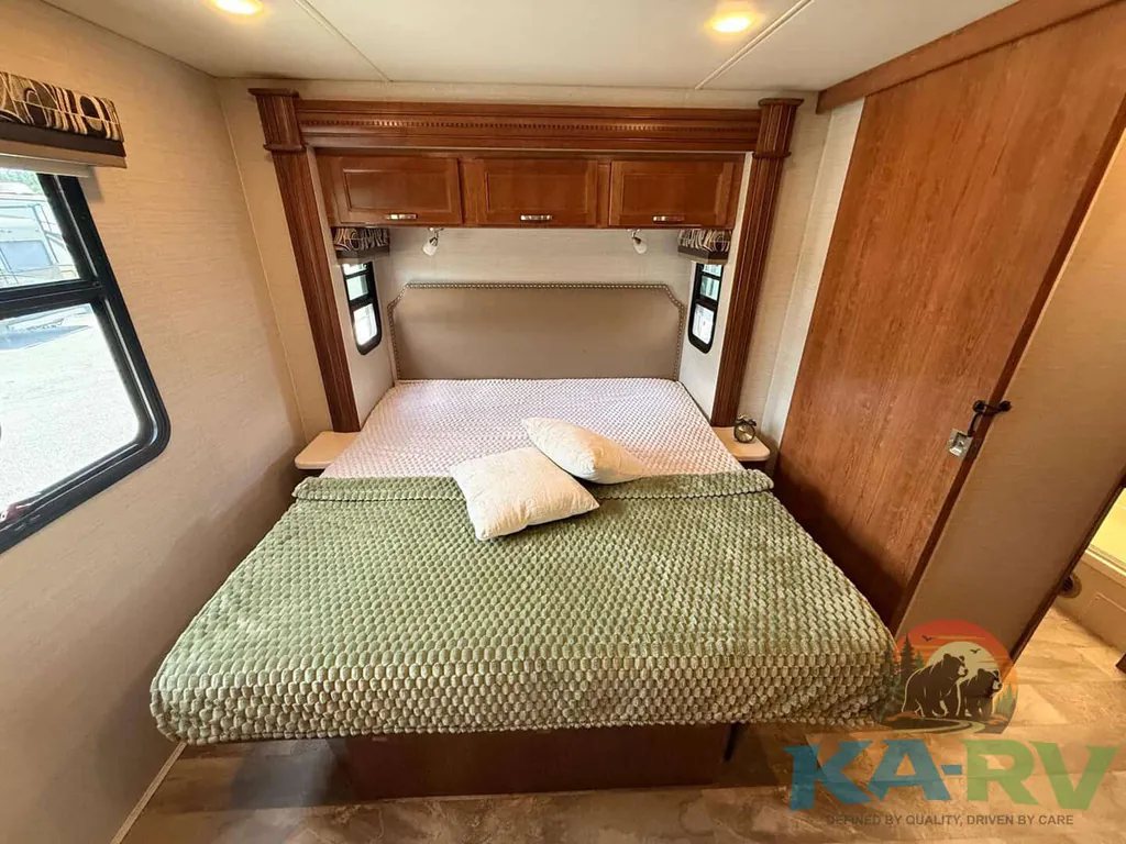 2018 Jayco Precept 35S, Photos photo 16