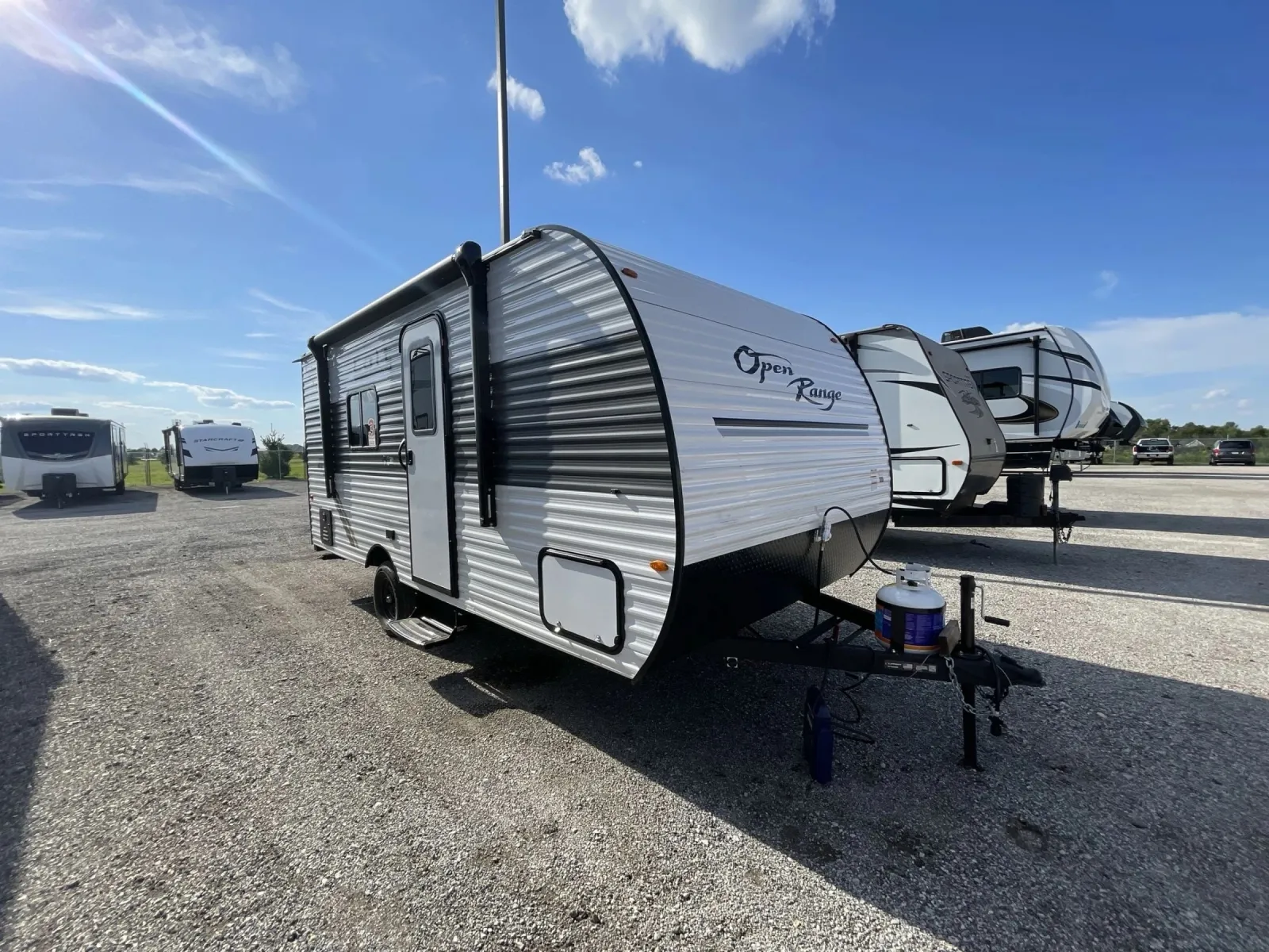 2026 Highland Ridge RV COLT LIMITED 17QB - Photo 3