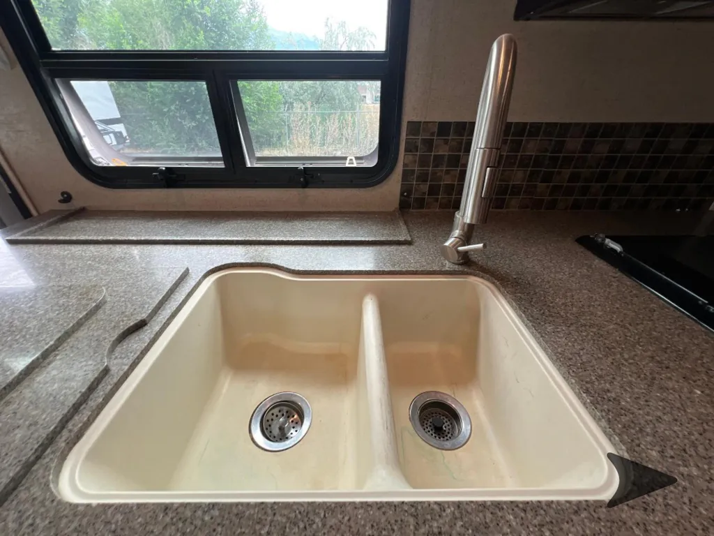 2015 Jayco Precept 29UR, Photos photo 21