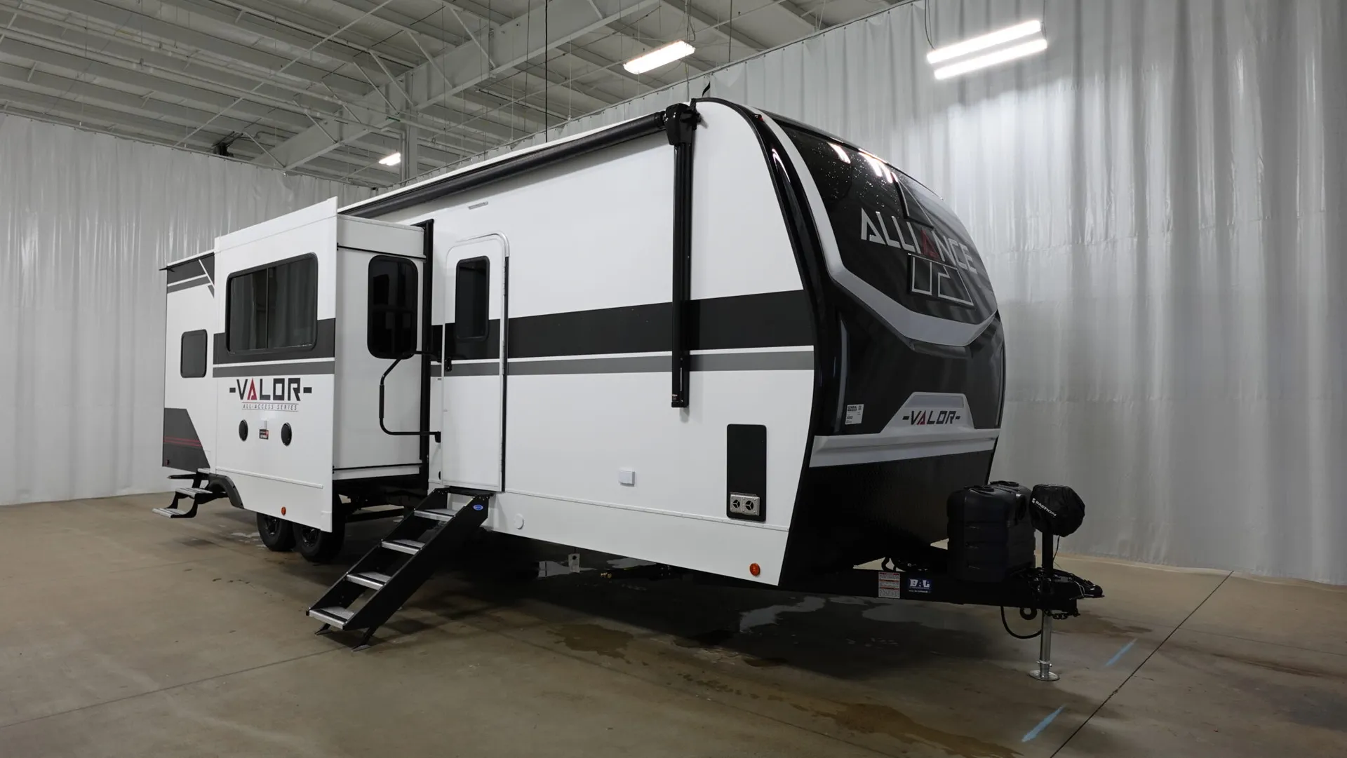 2026 Alliance RV Valor All-Access 32T13 - Photo 2