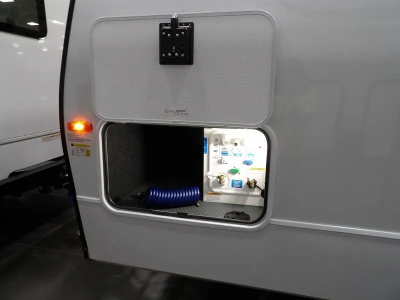 2026 Brinkley Model Ix 23X - Photo 4