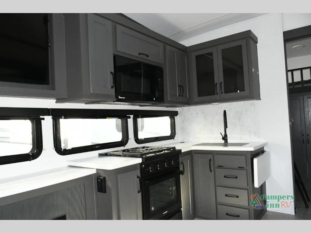 2025 Forest River Rockwood Signature R374DBH, Photos photo 15