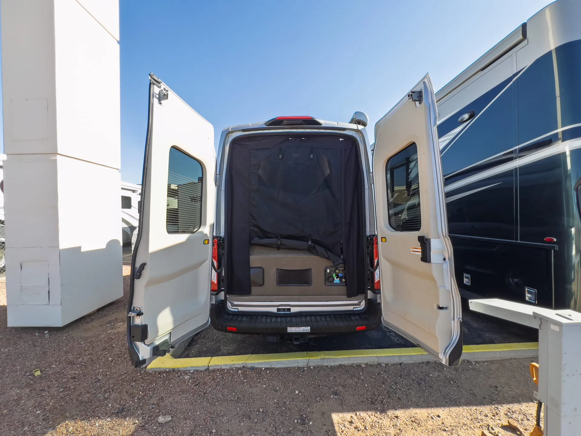 2025 Entegra Coach Expanse 21B - Photo 3