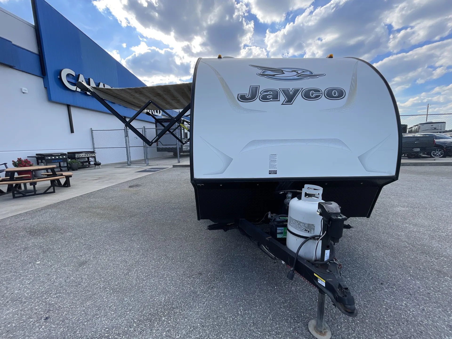 2017 Jayco Hummingbird 17FD — front