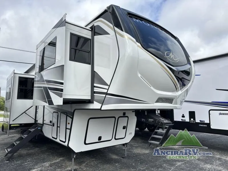 2025 Keystone Montana 3761FL - Photo 4