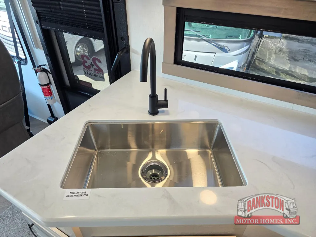 2027 Entegra Coach Emblem 36U, Photos photo 21