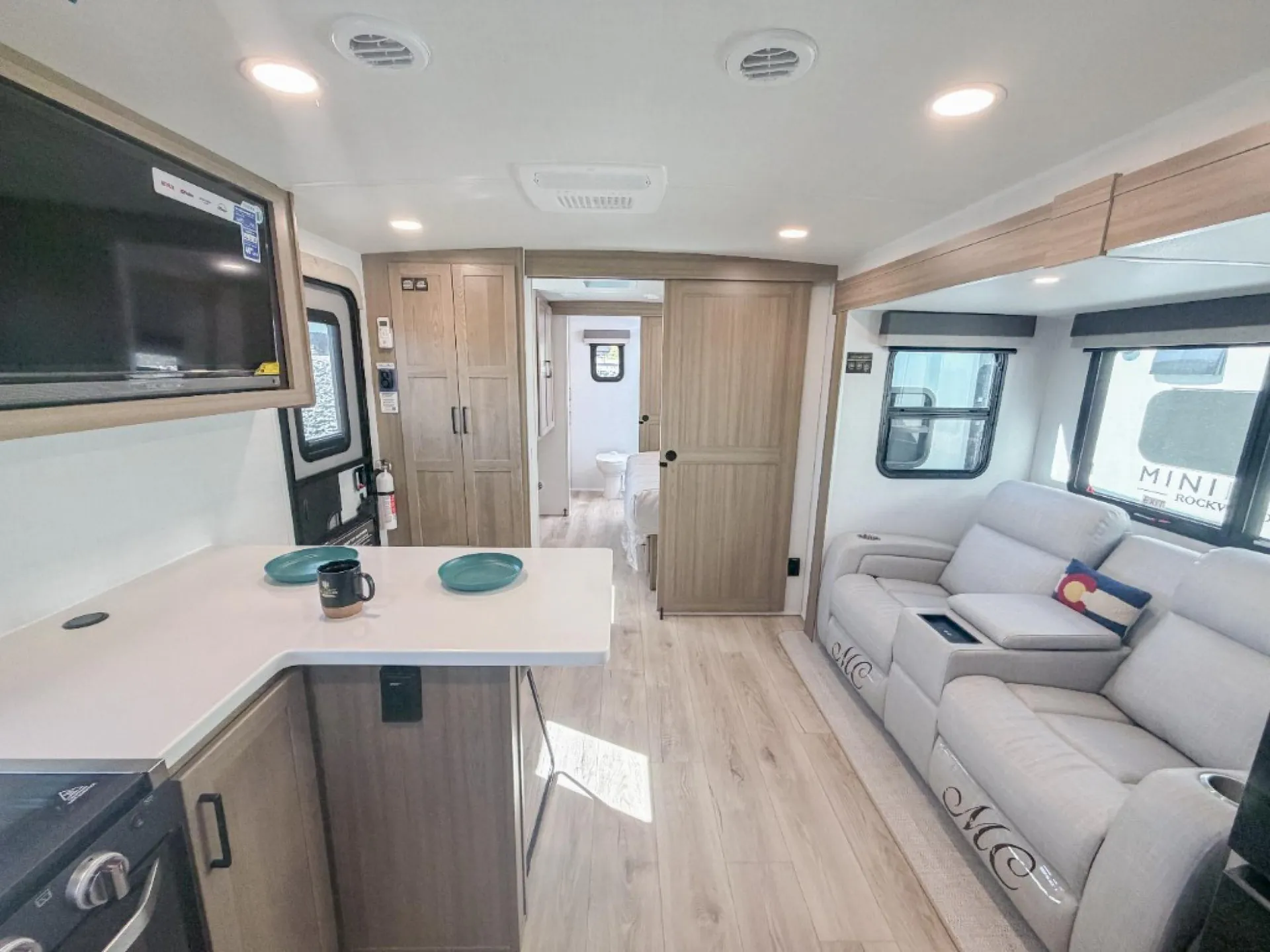 2027 Forest River Rockwood Mini Lite 2523MBR — Photo 7