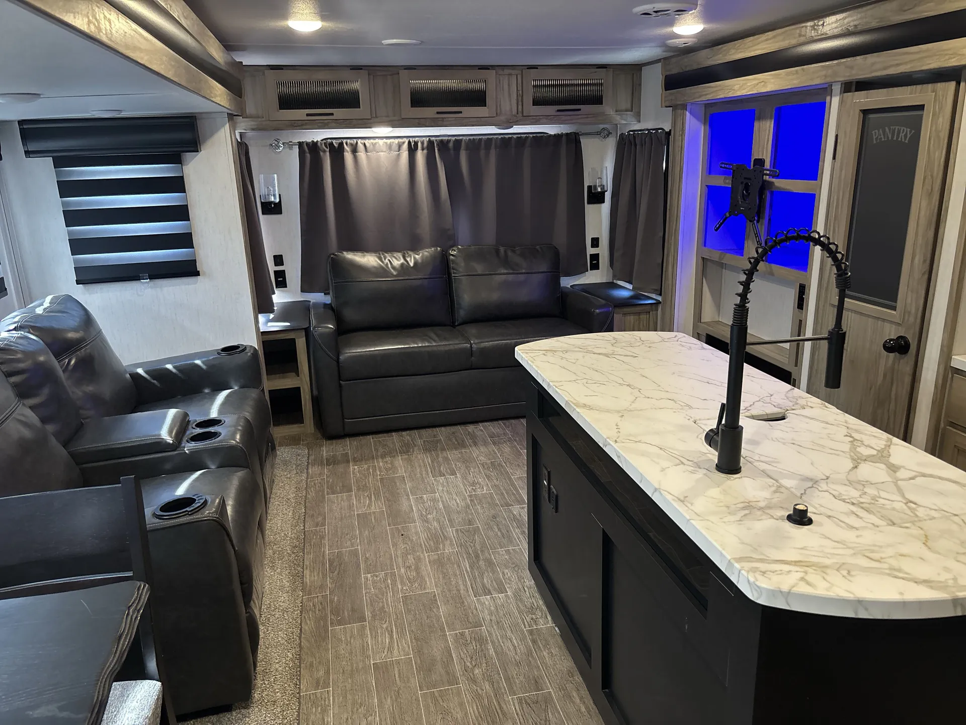2021 Forest River Cherokee Alpha Wolf 26RL-L — living area main