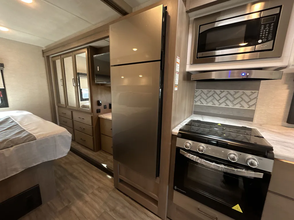 2026 Thor Motor Coach Freedom Traveler A29, Photos photo 8