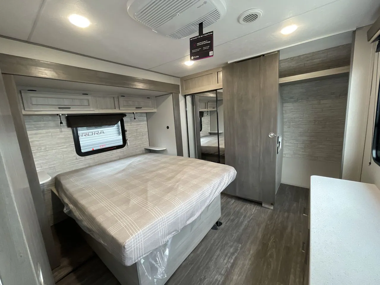 2026 Forest River Aurora 34BHTS - Photo 3