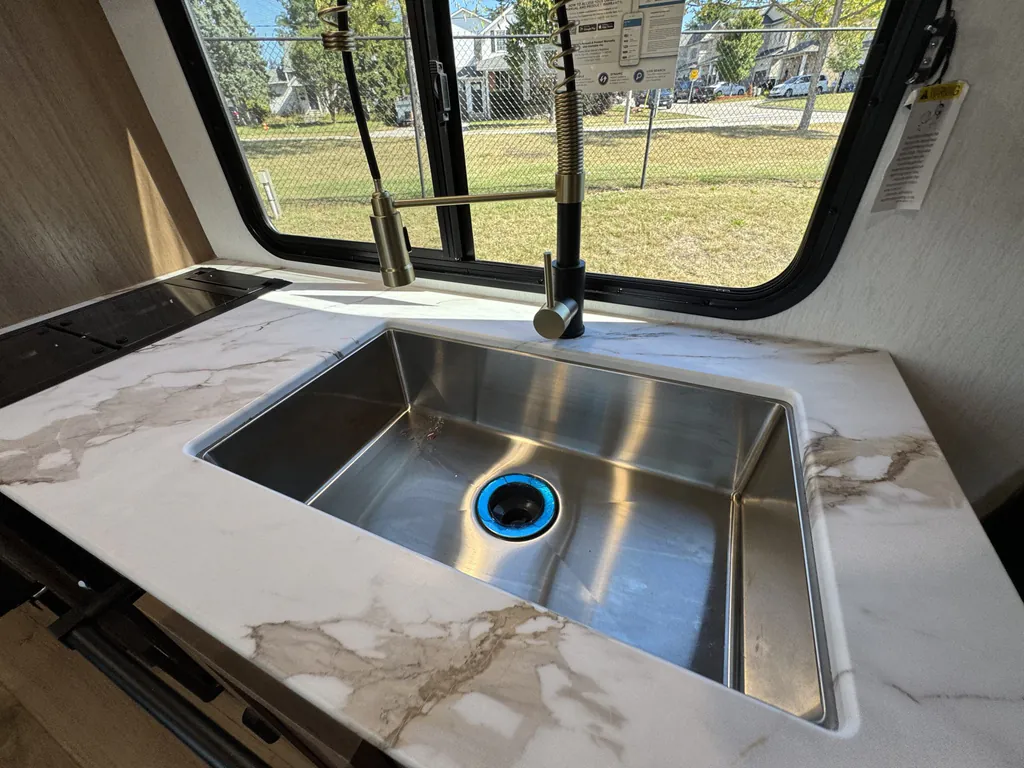 2027 Coachmen Apex Nano 186BH, Photos photo 11