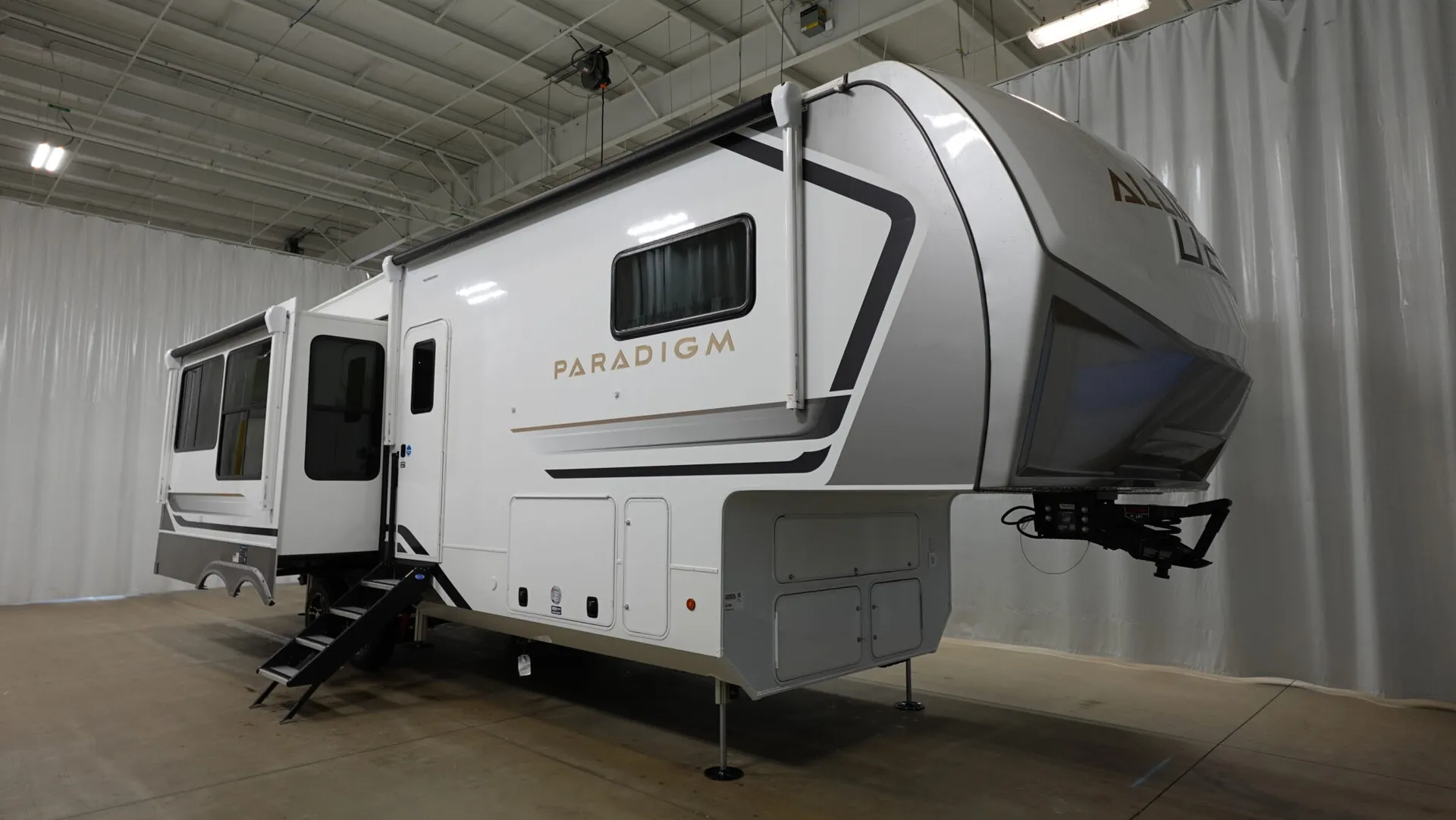 2026 Alliance RV Paradigm 310RL - Photo 2