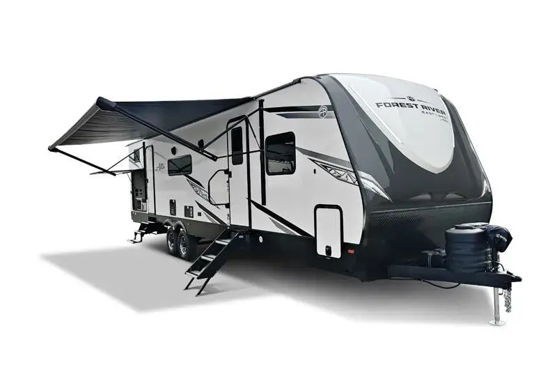 East to West Alta Xtreme 3100 KXT exterior