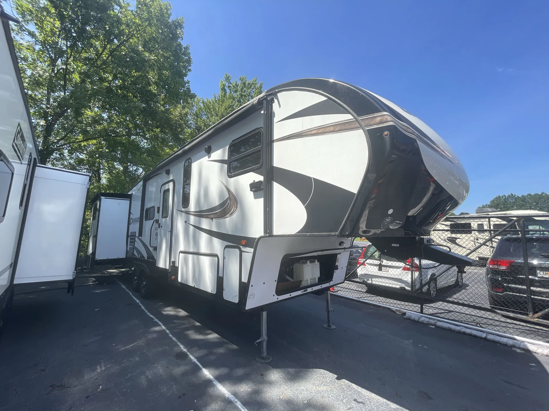2018 Prime Time Crusader Lite 30BH - Photo 2