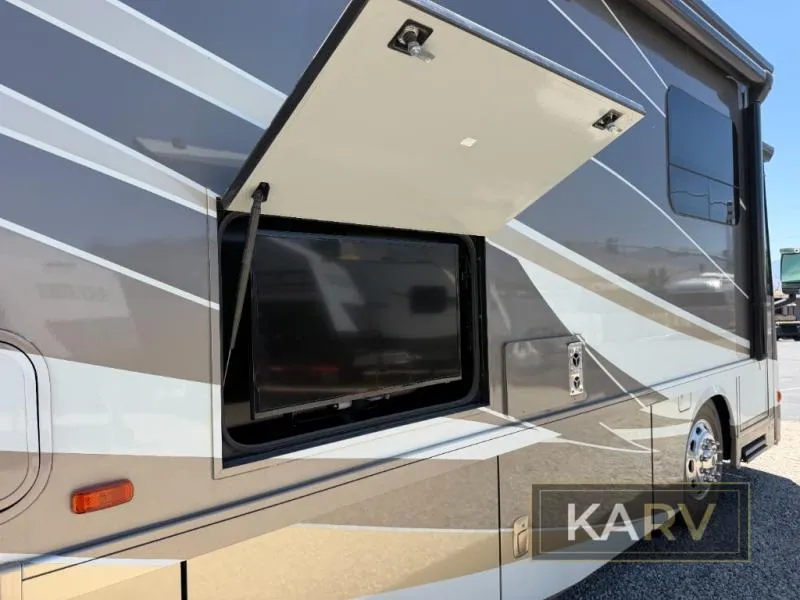 2014 Winnebago Journey 36M - Photo 2