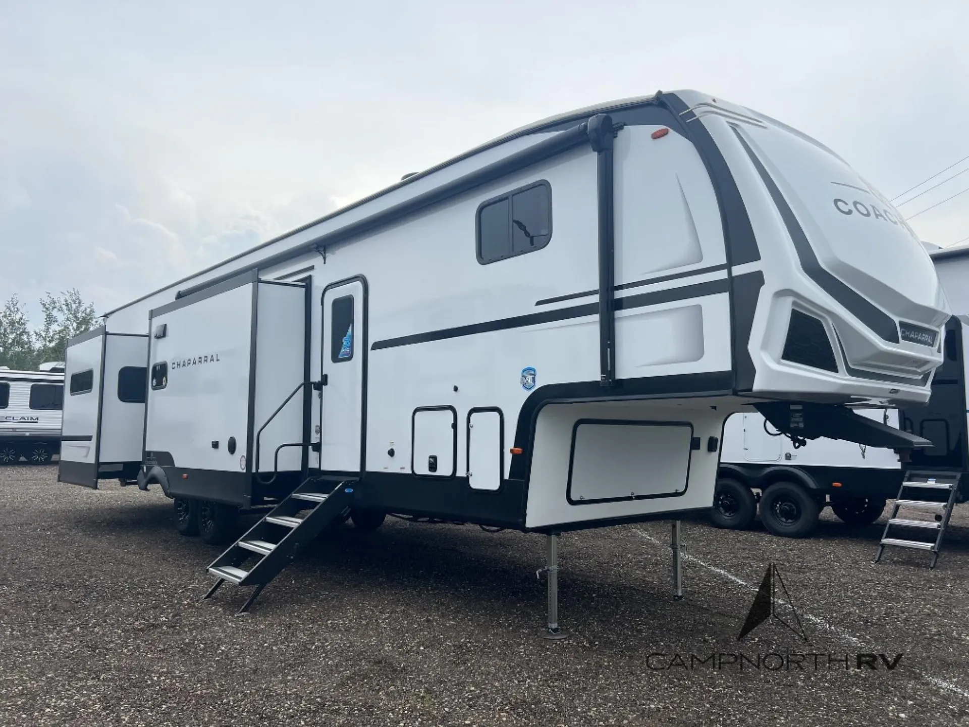 2026 Coachmen Chaparral 381DBL - Photo 2