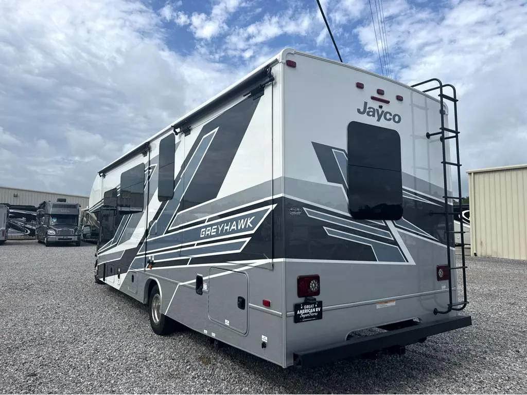2026 Jayco Greyhawk 29MV - Photo 4