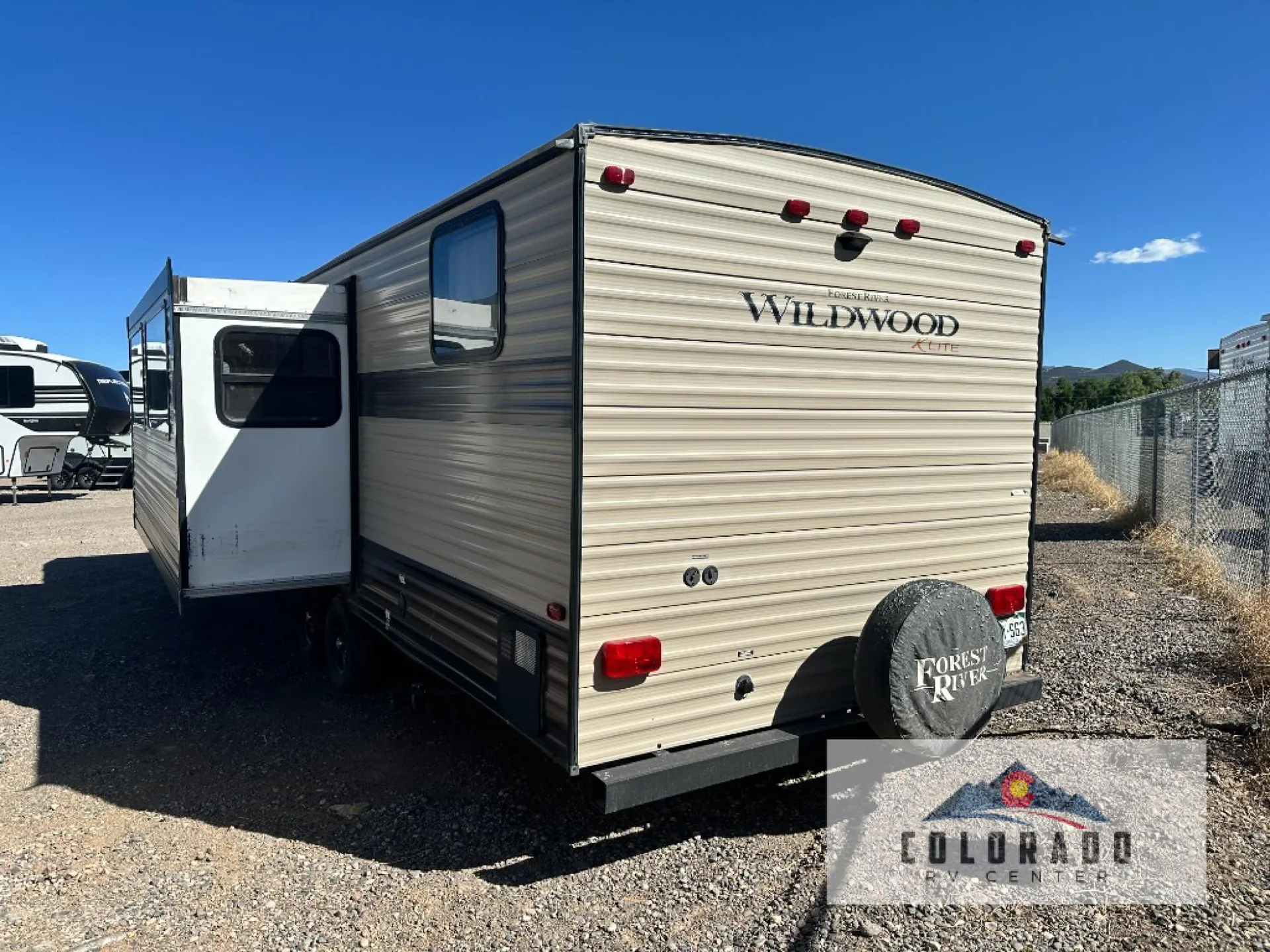 2020 Forest River RV Wildwood X-Lite 282QBXL - Photo 3