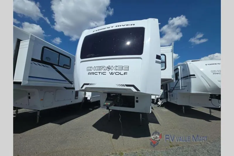 2026 Forest River Cherokee Arctic Wolf 3650SUITE - Photo 4