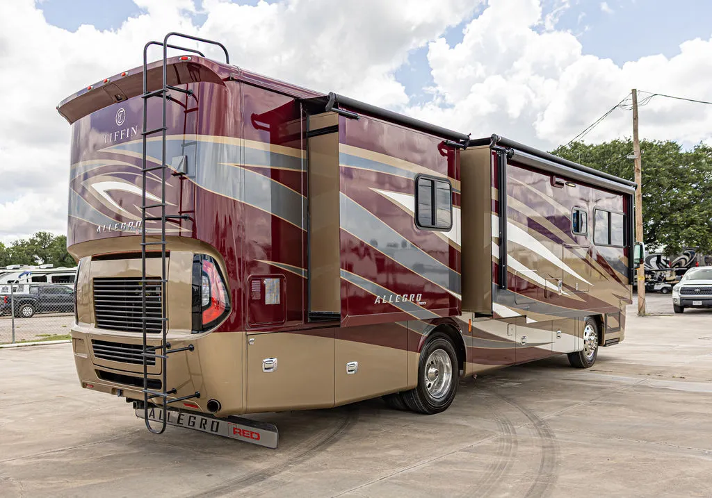 2018 Tiffin Motorhomes Allegro 33 - Photo 3