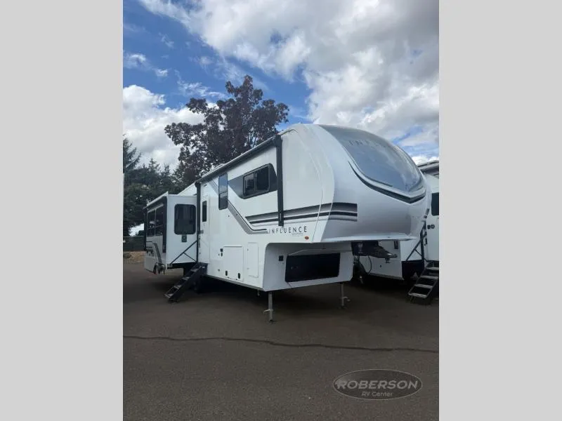 2026 Grand Design Influence 3003RL - Photo 2