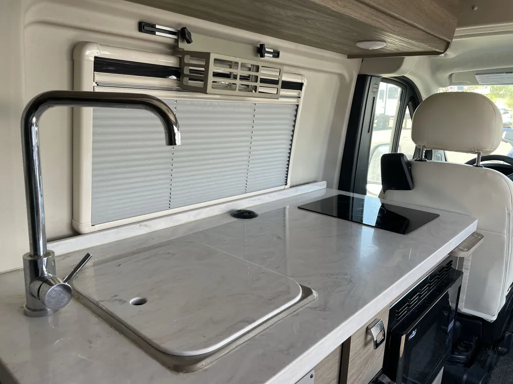 2024 Winnebago Travato 59KL, Photos photo 10
